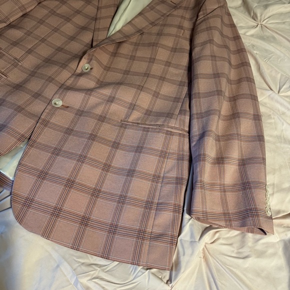 Steve Harvey Celebrity Edition Elegant Checkered Men's Blazer - Picture 3 of 13